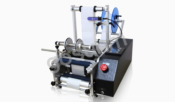 半自動(dòng)圓瓶貼標(biāo)機(jī)(含顯示屏) 半自動(dòng)圓瓶貼標(biāo)機(jī)(含顯示屏)